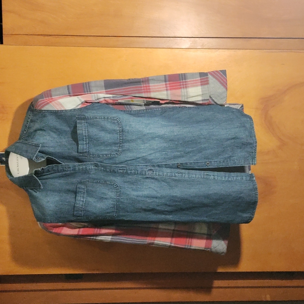 🆕 Seven7 women's size medium denim and plaid blouse